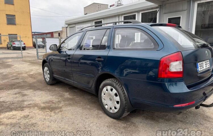 Osta käytetty Skoda Octavia Comfortline Facelift 1.2 77 kW  väri  Tallinnasta