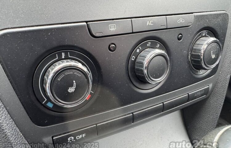 Osta käytetty Skoda Octavia Comfortline Facelift 1.2 77 kW  väri  Tallinnasta