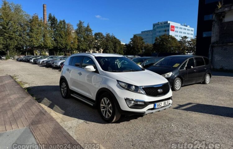 Osta käytetty Kia Sportage Deluxe edition 2.0 122 kW  väri  Tallinnasta