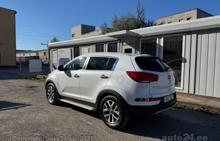 Osta käytetty Kia Sportage Deluxe edition 2.0 122 kW  väri  Tallinnasta