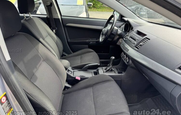 Osta kasutatud Mitsubishi Lancer Sportback 1.5 80 kW  värv  Tallinnas