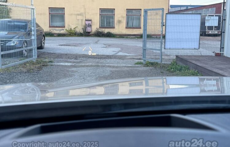 By used BMW 730 Comfortline 3.0 180 kW  color  for Sale in Tallinn