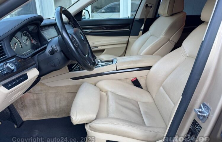 By used BMW 730 Comfortline 3.0 180 kW  color  for Sale in Tallinn