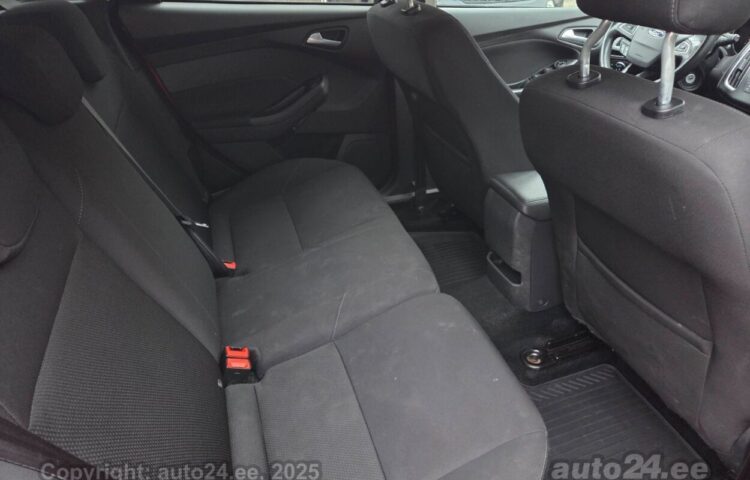 Osta kasutatud Ford Focus 1.0 92 kW  värv  Tallinnas