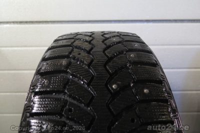 Bridgestone 3075 Blizzak Spike 01
