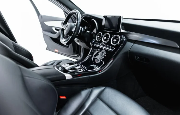 Osta kasutatud Mercedes-Benz C-klass: C 350 2017 värv must Tallinnas
