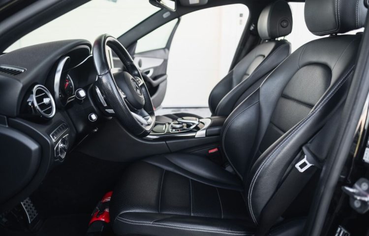 Osta kasutatud Mercedes-Benz C-klass: C 350 2017 värv must Tallinnas