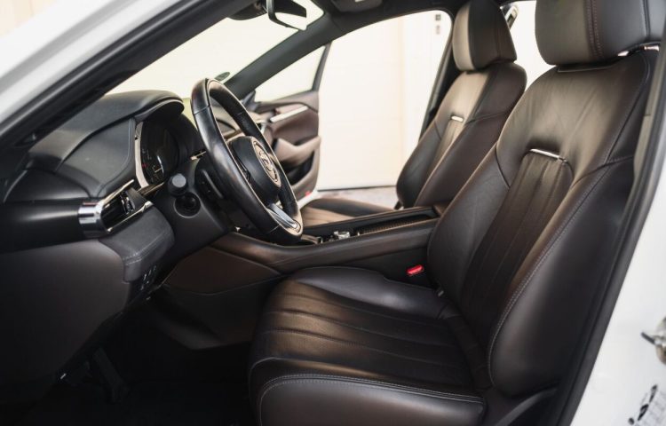 Osta kasutatud Mazda 6 2020 värv valge Tallinnas