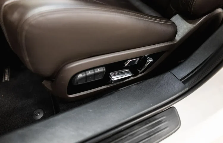 Osta kasutatud Mazda 6 2020 värv valge Tallinnas