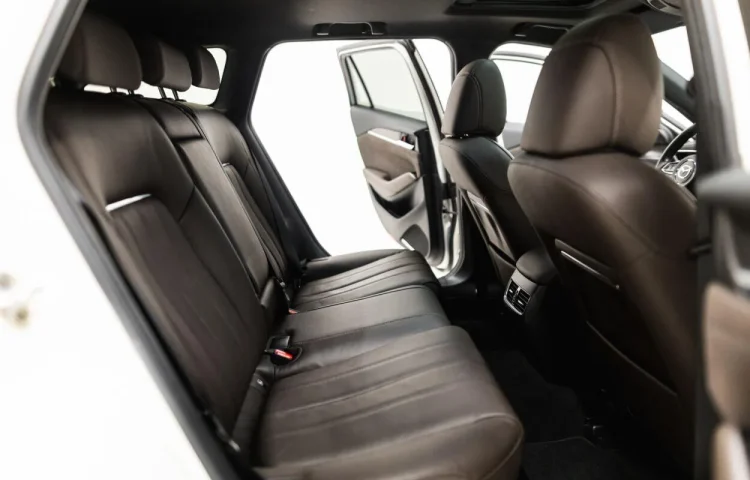 Osta kasutatud Mazda 6 2020 värv valge Tallinnas