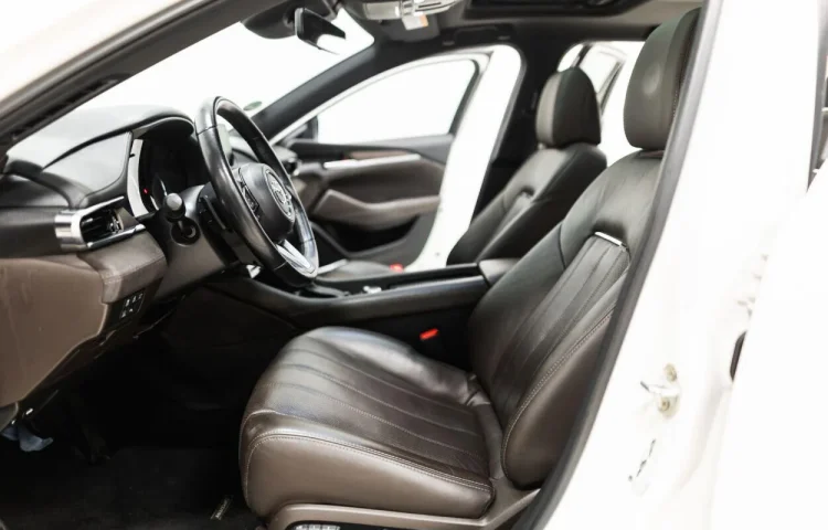 Osta kasutatud Mazda 6 2020 värv valge Tallinnas