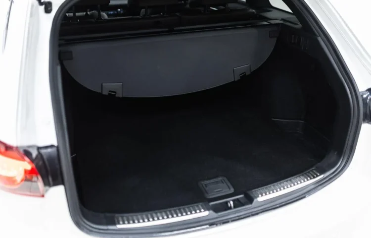 Osta kasutatud Mazda 6 2020 värv valge Tallinnas