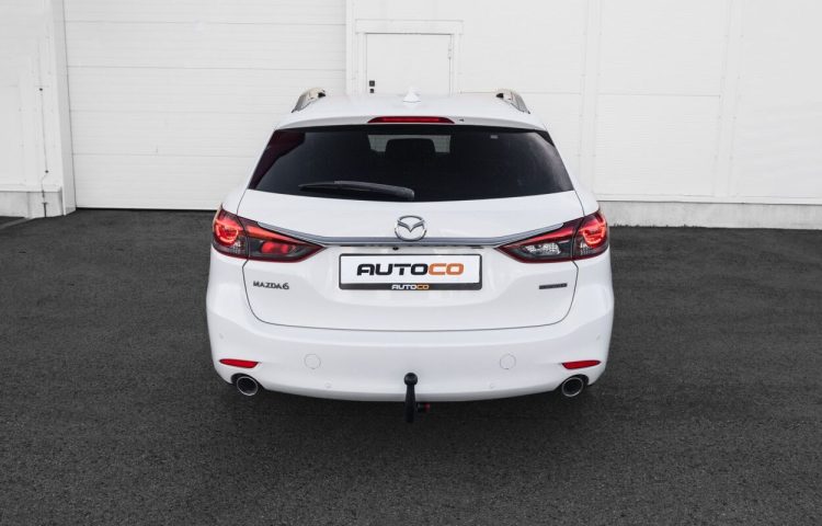Osta kasutatud Mazda 6 2020 värv valge Tallinnas