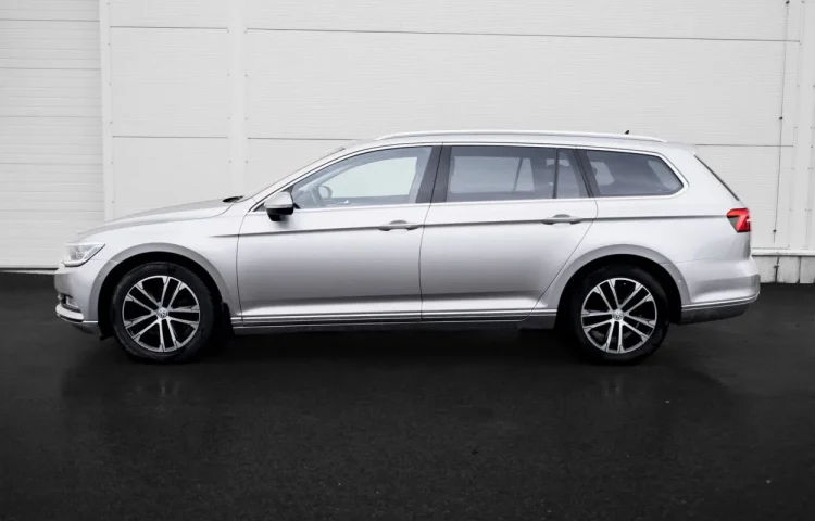 Osta kasutatud Volkswagen Passat 2016 värv hall, hõbedane Tallinnas