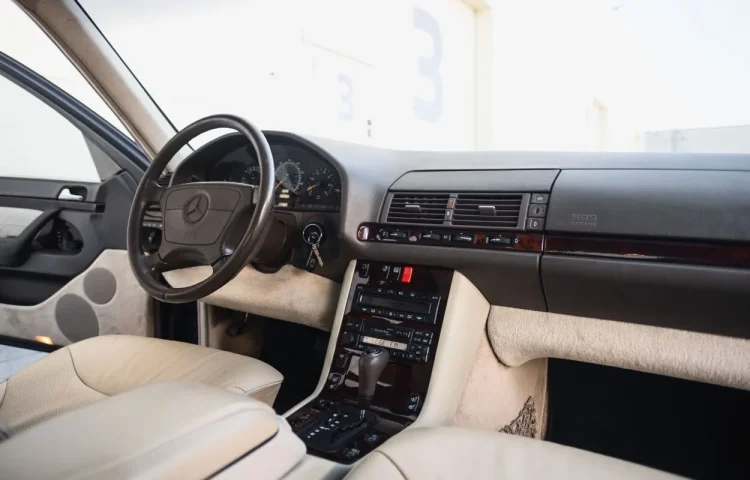 Osta kasutatud Mercedes-Benz S-klass: S 500 1997 värv must Tallinnas