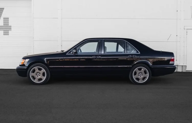 Osta kasutatud Mercedes-Benz S-klass: S 500 1997 värv must Tallinnas