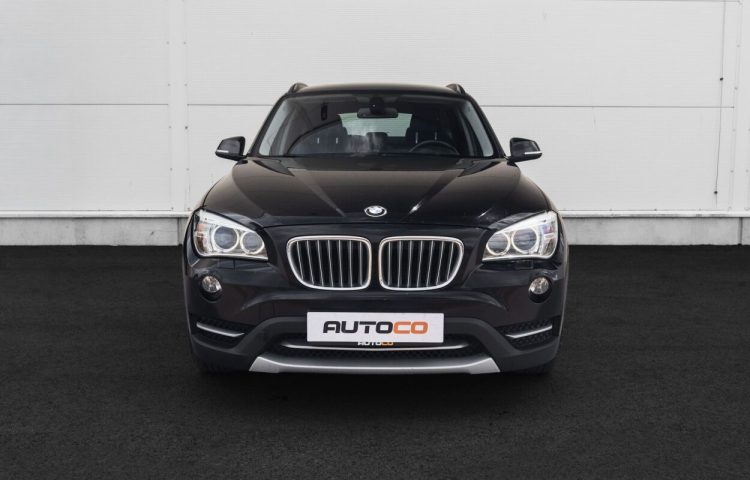 Osta kasutatud BMW X1 2012 värv must Tallinnas