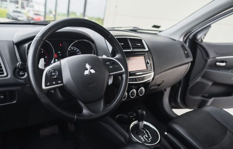Osta kasutatud Mitsubishi ASX 2015 värv tumehall Tallinnas