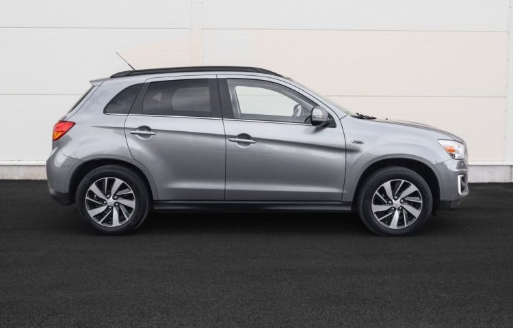 Osta kasutatud Mitsubishi ASX 2015 värv tumehall Tallinnas