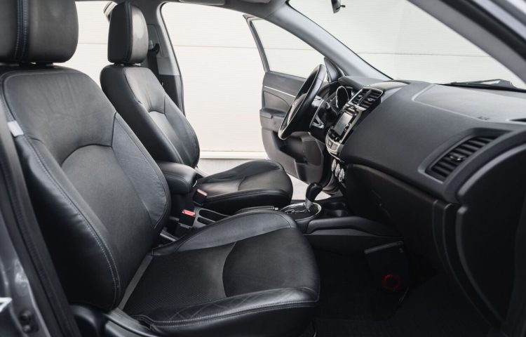 Osta kasutatud Mitsubishi ASX 2015 värv tumehall Tallinnas
