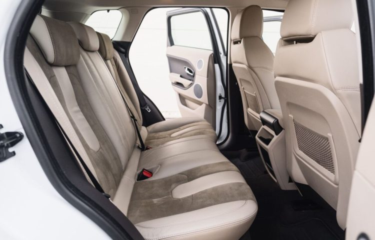 Osta kasutatud Land Rover Range Rover Evoque 2012 värv valge Tallinnas
