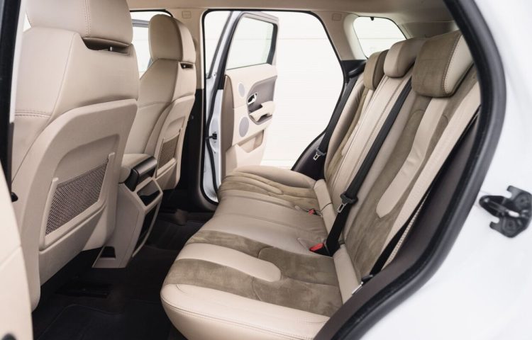 Osta kasutatud Land Rover Range Rover Evoque 2012 värv valge Tallinnas