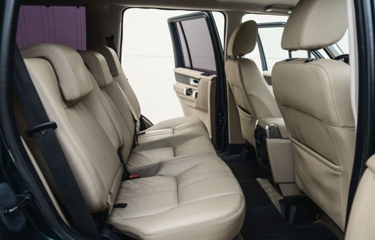 Osta käytetty Land Rover Discovery: Discovery 4 2010 väri green Tallinnasta