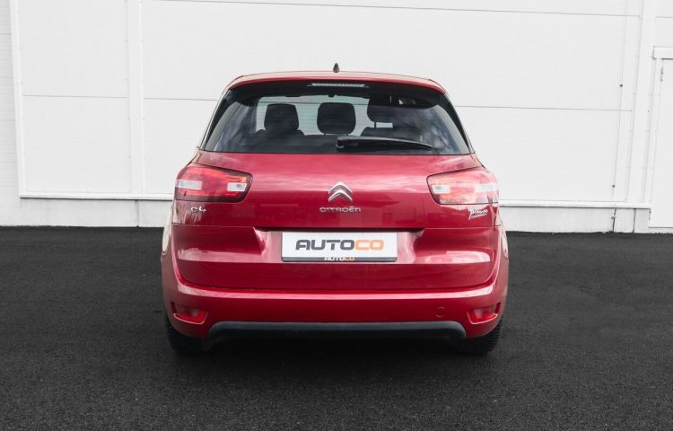 By used Citroen C4 Picasso: C4 Picasso 2013 color red for Sale in Tallinn