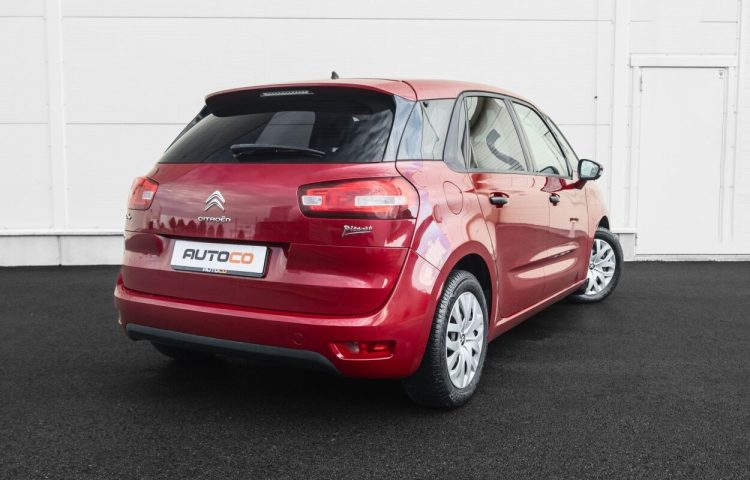 By used Citroen C4 Picasso: C4 Picasso 2013 color red for Sale in Tallinn