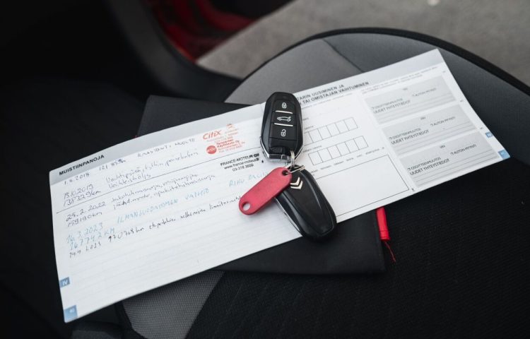 By used Citroen C4 Picasso: C4 Picasso 2013 color red for Sale in Tallinn