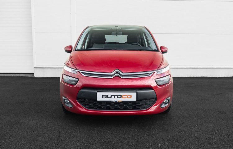 By used Citroen C4 Picasso: C4 Picasso 2013 color red for Sale in Tallinn