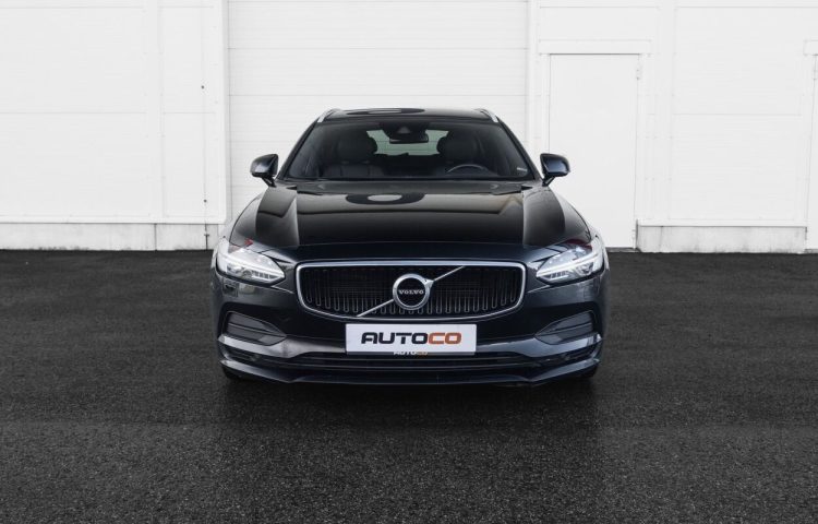 Osta kasutatud Volvo V90 2017 värv must Tallinnas