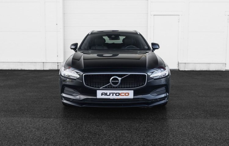 Osta kasutatud Volvo V90 2017 värv must Tallinnas