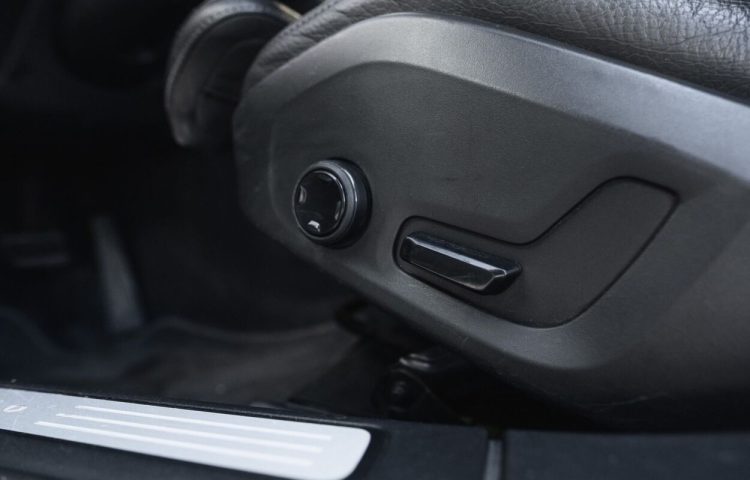 Osta kasutatud Volvo V90 2017 värv must Tallinnas