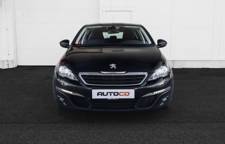 Osta kasutatud Peugeot 308 2015 värv must Tallinnas