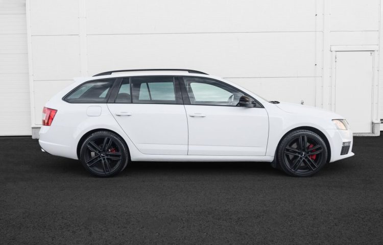 Osta kasutatud Skoda Octavia 2014 värv valge Tallinnas