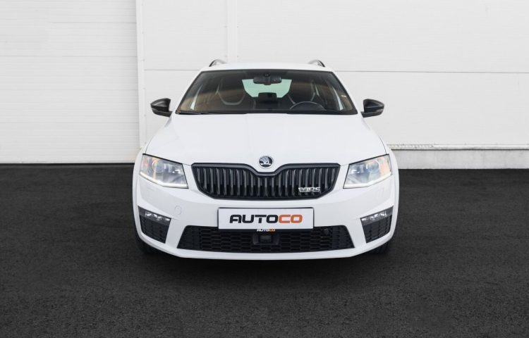 Osta kasutatud Skoda Octavia 2014 värv valge Tallinnas
