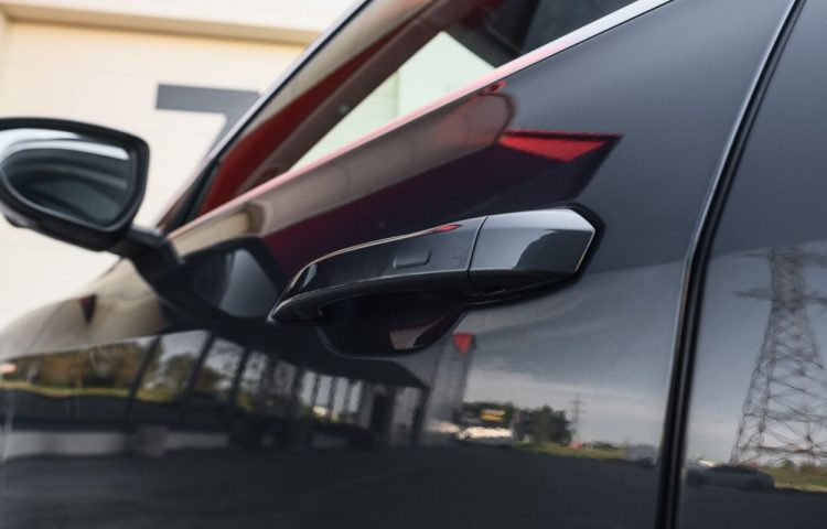 Osta kasutatud Audi e-tron 2020 värv hall Tallinnas