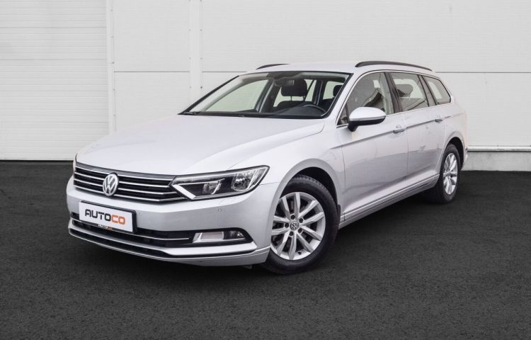 By used Volkswagen Passat 2015 color silver for Sale in Tallinn