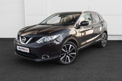 Osta kasutatud Nissan Qashqai: Qashqai 2014 värv tumelilla Tallinnas