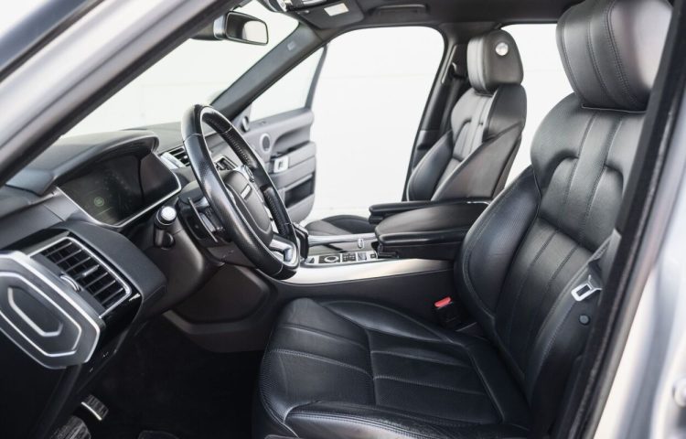 Osta kasutatud Land Rover Range Rover Sport 2016 värv hall Tallinnas