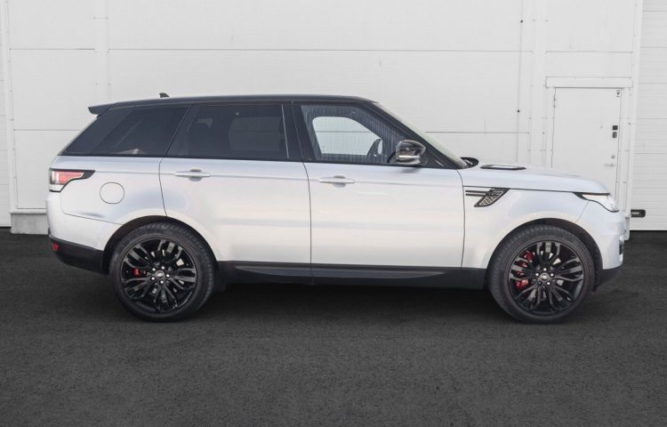 Osta kasutatud Land Rover Range Rover Sport 2016 värv hall Tallinnas