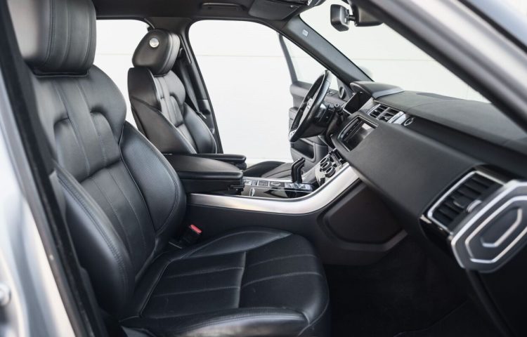 Osta kasutatud Land Rover Range Rover Sport 2016 värv hall Tallinnas