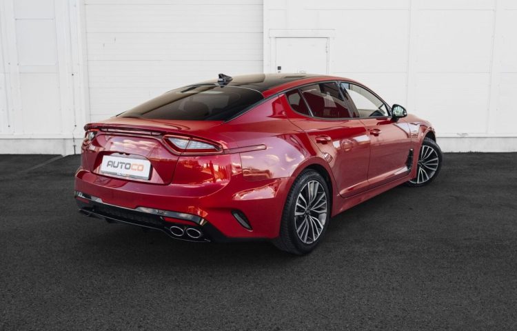 Osta kasutatud Kia Stinger 2018 värv punane Tallinnas
