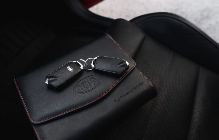 Osta kasutatud Kia Stinger 2018 värv punane Tallinnas