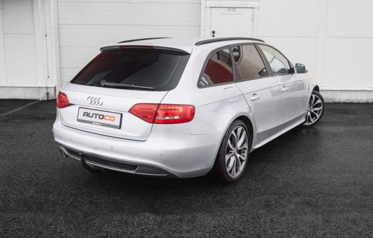 Osta kasutatud Audi A4 2010 värv hõbedane Tallinnas