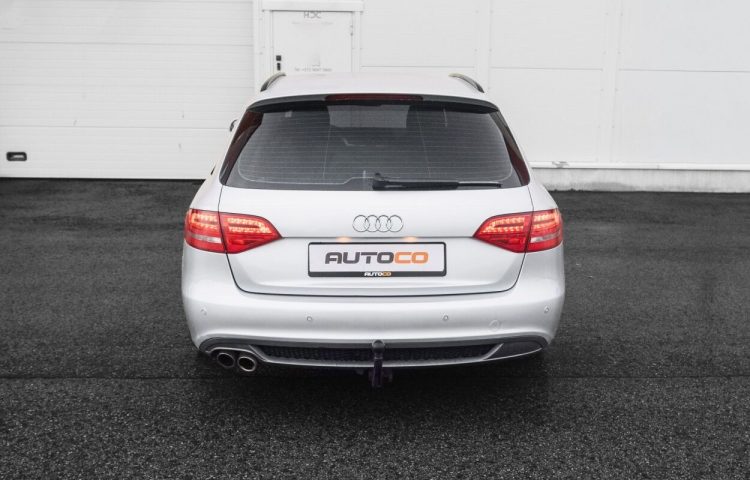 Osta kasutatud Audi A4 2010 värv hõbedane Tallinnas