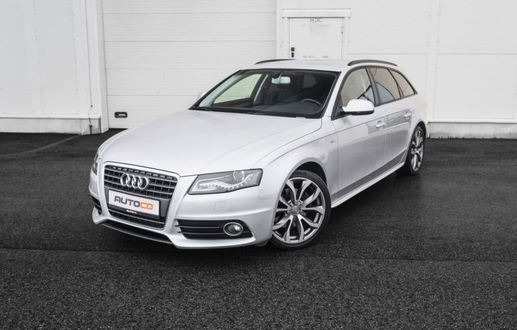 Osta kasutatud Audi A4 2010 värv hõbedane Tallinnas
