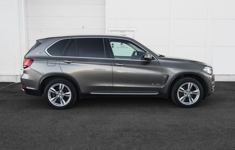 Osta kasutatud BMW X5 2018 värv beež Tallinnas