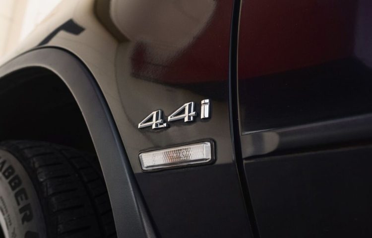 Osta kasutatud BMW X5 2000 värv must Tallinnas